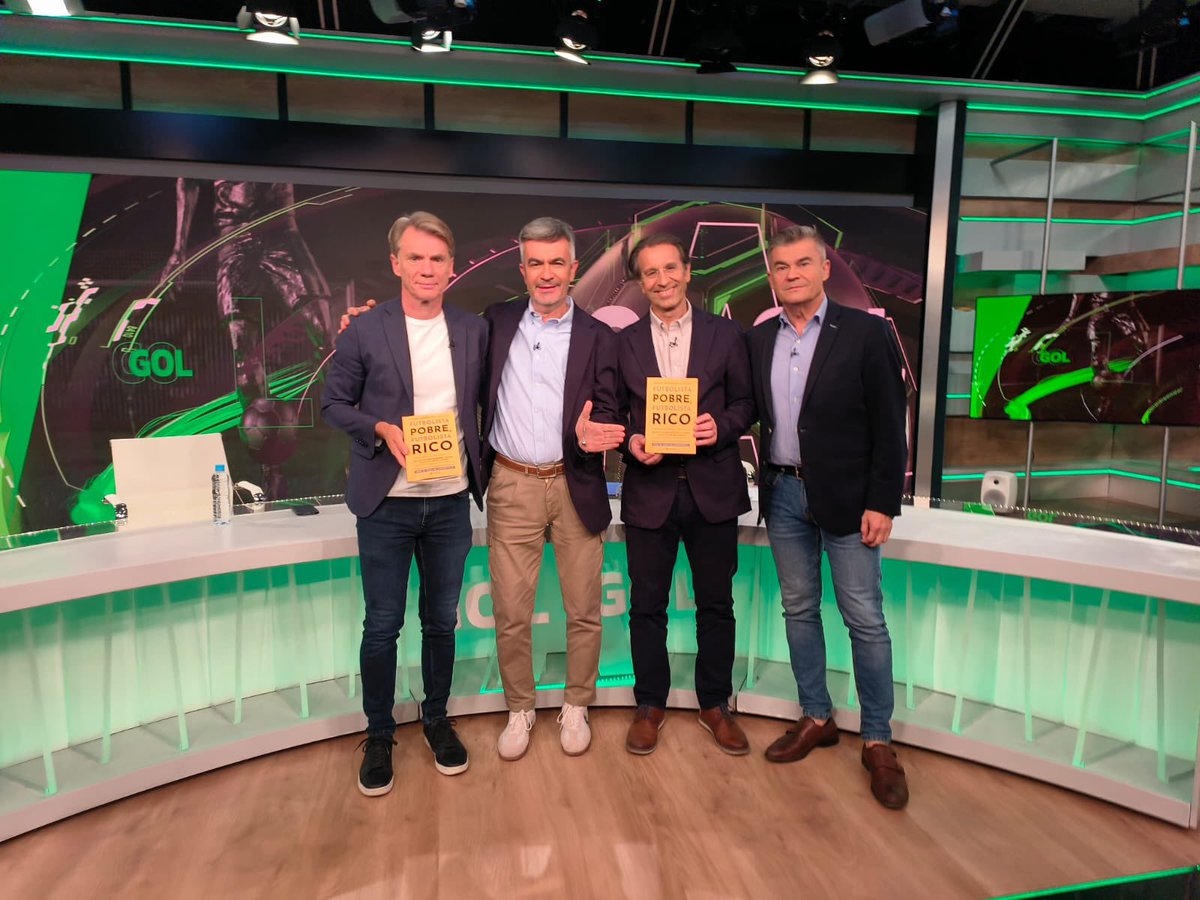 Gol a Gol | Canal Sur (@golagolcsur) on Twitter photo 🚨 ¡Arranca #GolAGol en Canal Sur TV y CanalSur Más!
⚽️ ¡El análisis de la jornada andaluza de 1ª y 2ª Div. y de 1ª RFEF!
🗣️ ¡Con <a href="/agamiz67/">Ángel F. Gámiz Díaz</a> y Ángel Acién al frente y Rafael Rodríguez como invitado!
📲 Puedes ver #GolAGol22dic aquí ▶️ canalsurmas.es/videos/131533-… 🚨 ¡Arranca #GolAGol en Canal Sur TV y CanalSur Más!
⚽️ ¡El análisis de la jornada andaluza de 1ª y 2ª Div. y de 1ª RFEF!
🗣️ ¡Con <a href="/agamiz67/">Ángel F. Gámiz Díaz</a> y Ángel Acién al frente y Rafael Rodríguez como invitado!
📲 Puedes ver #GolAGol22dic aquí ▶️ canalsurmas.es/videos/131533-…