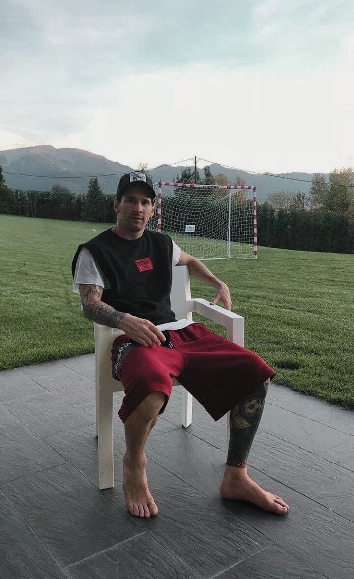 Messias30_'s tweet photo. Fútbol hasta en casa. https://t.co/v3PP2IdDzJ