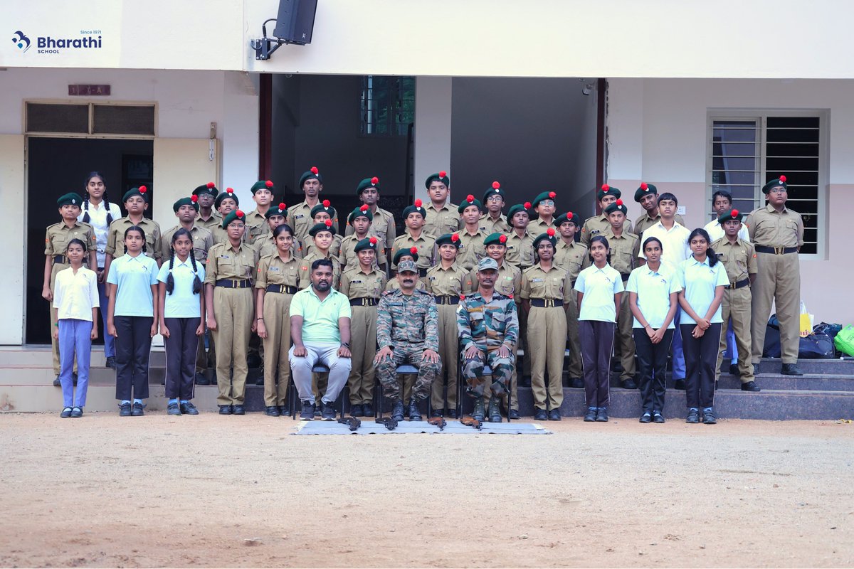 bharathi_icse's tweet photo. Nak/Sub Muralikrishnan, Hav Marimuthu, Sub Ramesh Kumar, and Hav Ganesan S PI Staff from 4 (TN) Battalion NCC CBE conducted the "Weapons training" session for Bharathi's  NCC (Army wing &amp; Air wing) cadets in Nov 2024.

#bharathischool #bharathischoolICSE #ncc  #weapontraining https://t.co/62enH0V9va