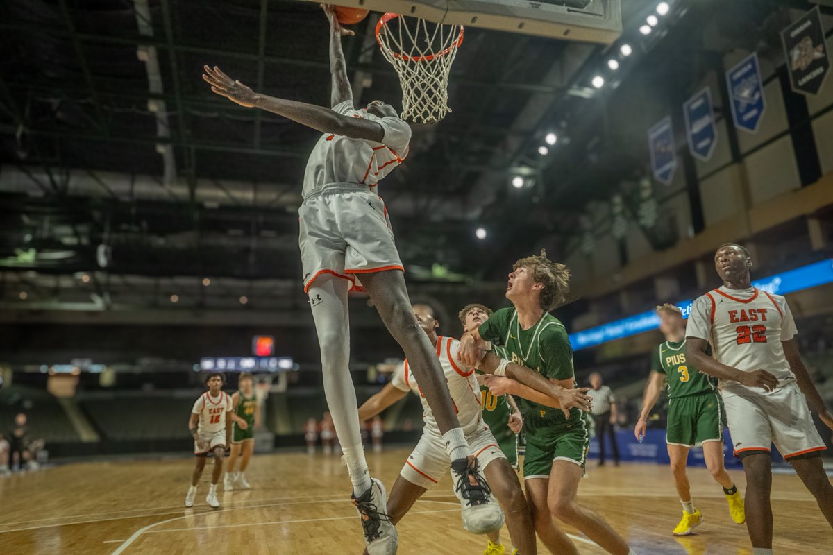 Siouxland Sports Academy (@siouxlandsports) on Twitter photo A few great action shots from the G/B double header on Saturday in the <a href="/BomgaarsSupply/">Bomgaars Supply</a> Invitational between <a href="/EHS_SCCSD/">East High School | Sioux City, IA</a> and <a href="/PiusXtra/">Pius X Activities</a>. <a href="/sceastgbb/">EHS Girls Basketball</a> <a href="/SCEastHoops/">Sioux City East Basketball</a> #bomgaarsinvite2024 #siouxcity
๐ธ: <a href="/ASK2media/">ASK2media</a> A few great action shots from the G/B double header on Saturday in the <a href="/BomgaarsSupply/">Bomgaars Supply</a> Invitational between <a href="/EHS_SCCSD/">East High School | Sioux City, IA</a> and <a href="/PiusXtra/">Pius X Activities</a>. <a href="/sceastgbb/">EHS Girls Basketball</a> <a href="/SCEastHoops/">Sioux City East Basketball</a> #bomgaarsinvite2024 #siouxcity
๐ธ: <a href="/ASK2media/">ASK2media</a>