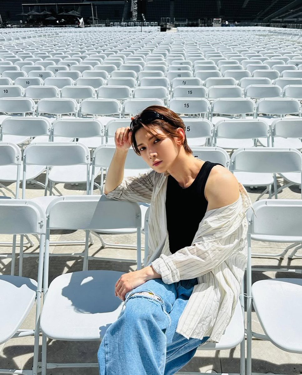 haru 여상 · tweet media