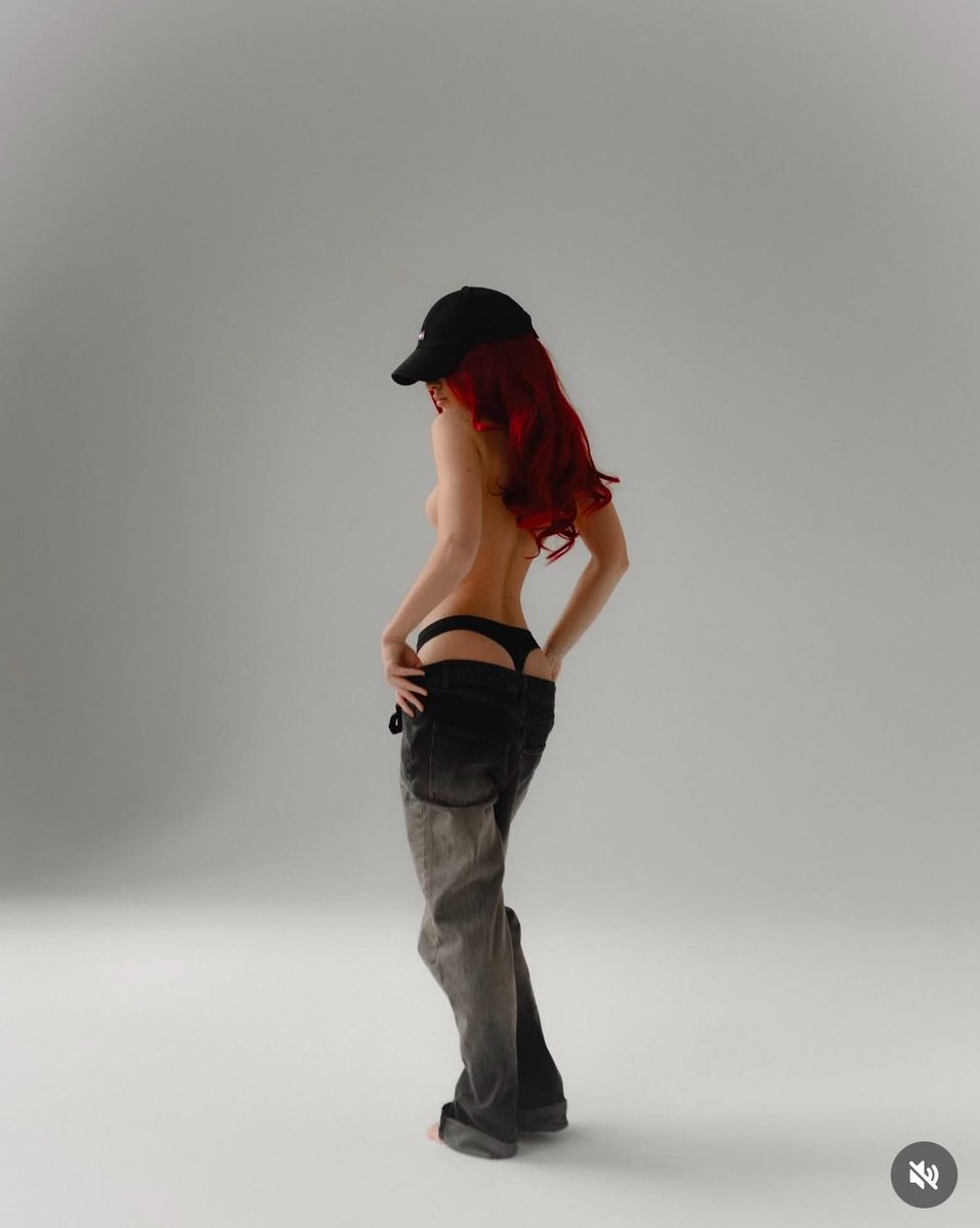 ⠀             
              Natasha Xavier
             @ marvelousknight.⠀
            🏅

ㅤ   ㅤ  # SeductiveSvnday 
          ──────────────────
              ⌂          ⌕          ⊞          ♡