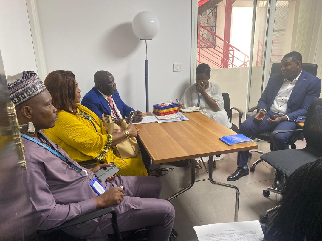 REPONGAC tweet media