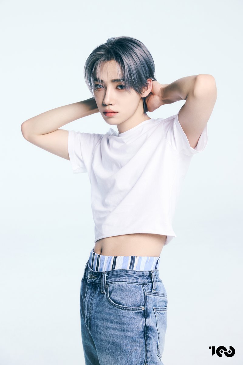 THE BOYZ NEW
NEW PROFILE 2.

#NEW #뉴
#THEBOYZ #더보이즈
#100RED #원헌드레드