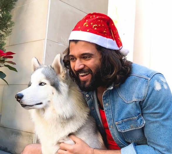 Ajithey96's tweet photo. Dear #DevaraSanta
"Dreaming of meeting @TheDeverakonda one day! https://t.co/LymrT1Y6ug