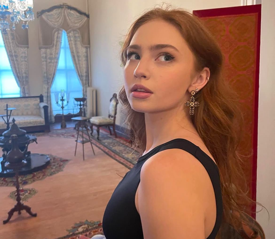 ꗃ﹟ 𝔖𝔞𝔯𝔞𝔥 𝔉𝔬𝔯𝔱𝔲𝔫𝔢 ⟡˖ ࣪ ⚓️ tweet media