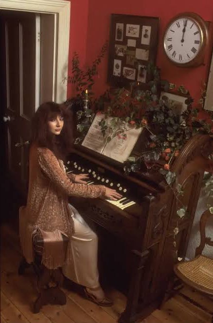 kate bush 

christmas time, 1978