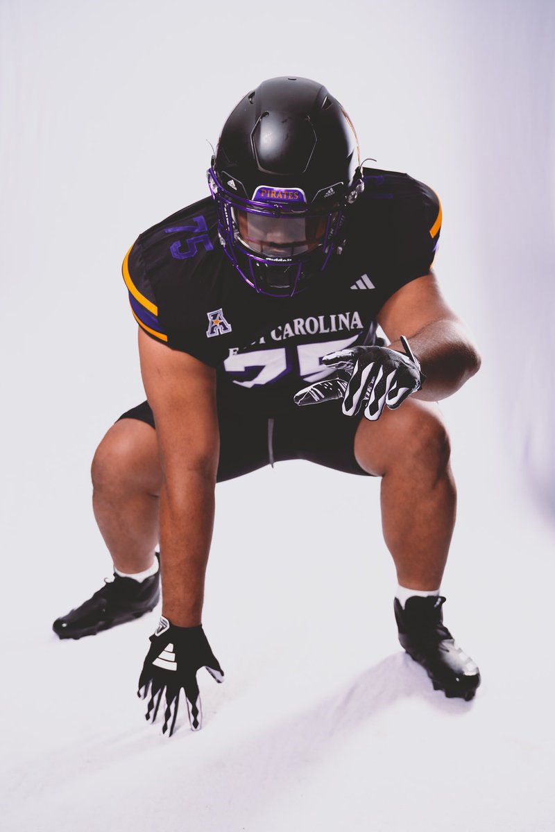 After a great visit with <a href="/CoachLafaele/">Coach Lio 🐝</a> and the rest of the ECU staff, I’m grateful to announce that I’m committed to <a href="/ECUAthletics/">East Carolina Pirates</a> 

#HoistTheColors #GoPirates 🖤💜💛