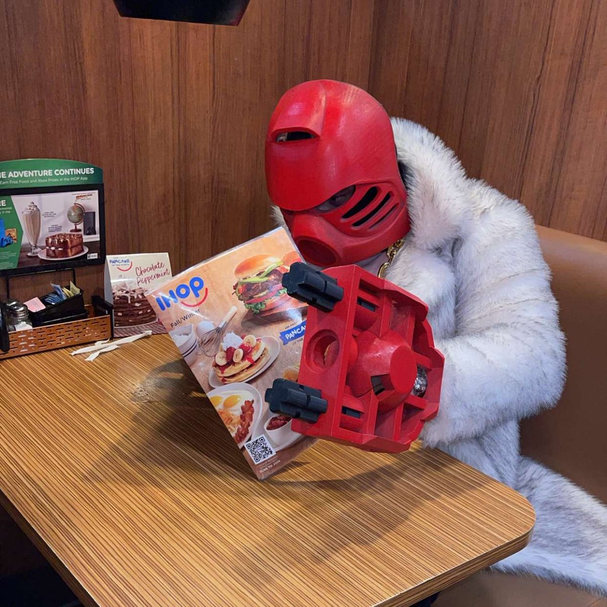 Went to Ihop just to be served hockey pucks