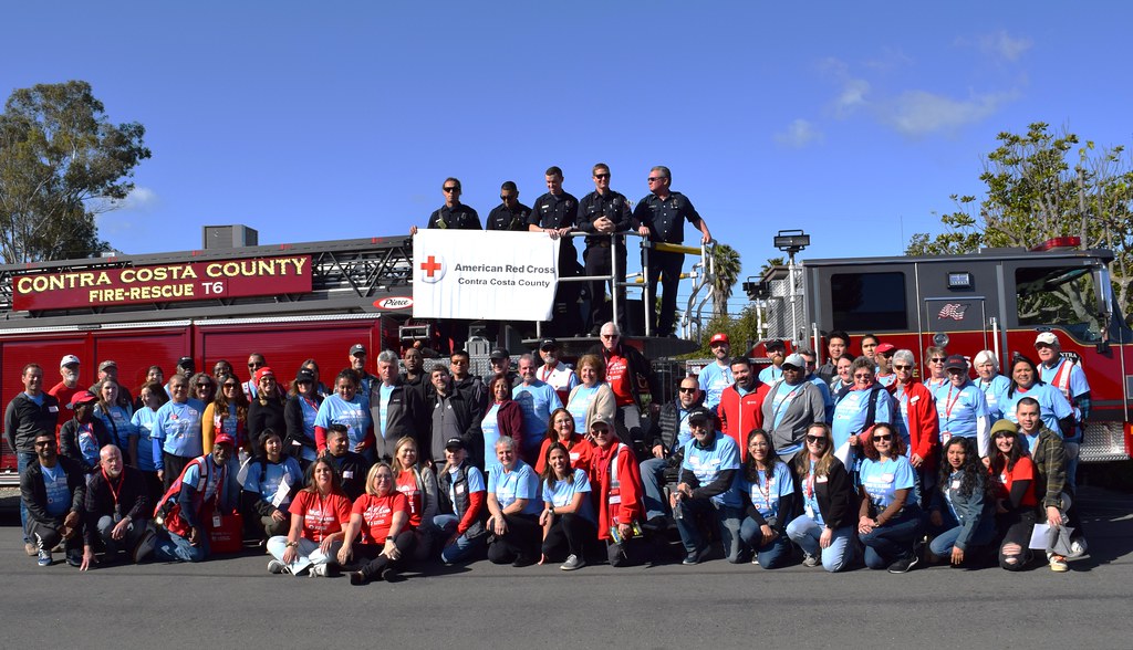 RedCrossNorCal's tweet image. One month
10 events
1,236 free smoke alarms
452 homes made safer

It's Day 7 of #12DaysofRedCross and we're celebrating our 2024 Sound the Alarm campaign. Red Crossers, community partners and local fire departments helped make our communities safer. redcross.org/NCCRholiday.