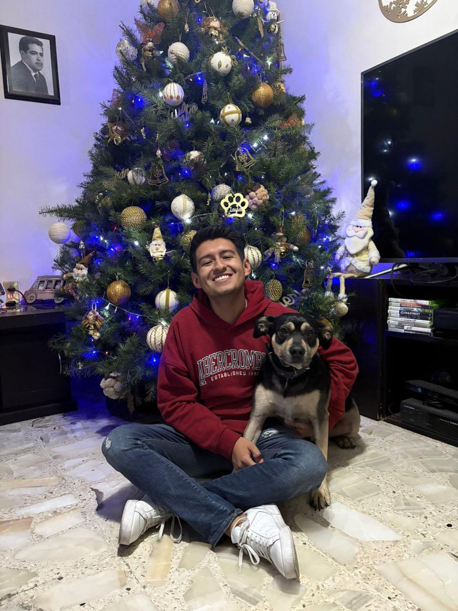 𝙷𝚎𝚕𝚊 𝙼𝚘𝚛𝚎 🐶 tweet media