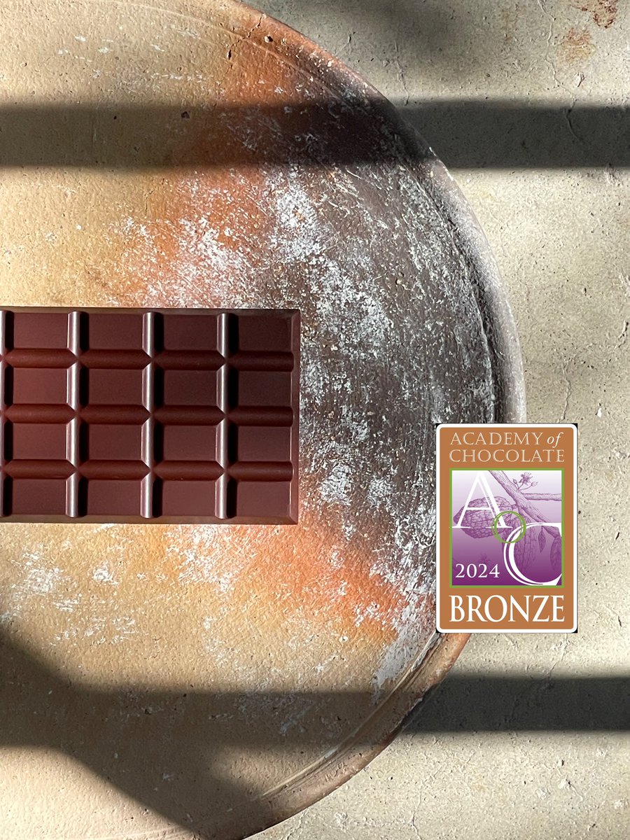 tachotaller's tweet photo. 🍫🥉Rio Lagarto 100% medalla de bronce otorgada por la @AcadofChocolate 2024 ¡Gracias! ��🏼    Tipo de #cacao criollo/trinitario. Origen Finca “Cuatro Hermanos”. Región #Huehuetán #Soconusco #Chiapas #México 🇲🇽 #cacaomexicano #beantobar https://t.co/ayZNWKGjyZ