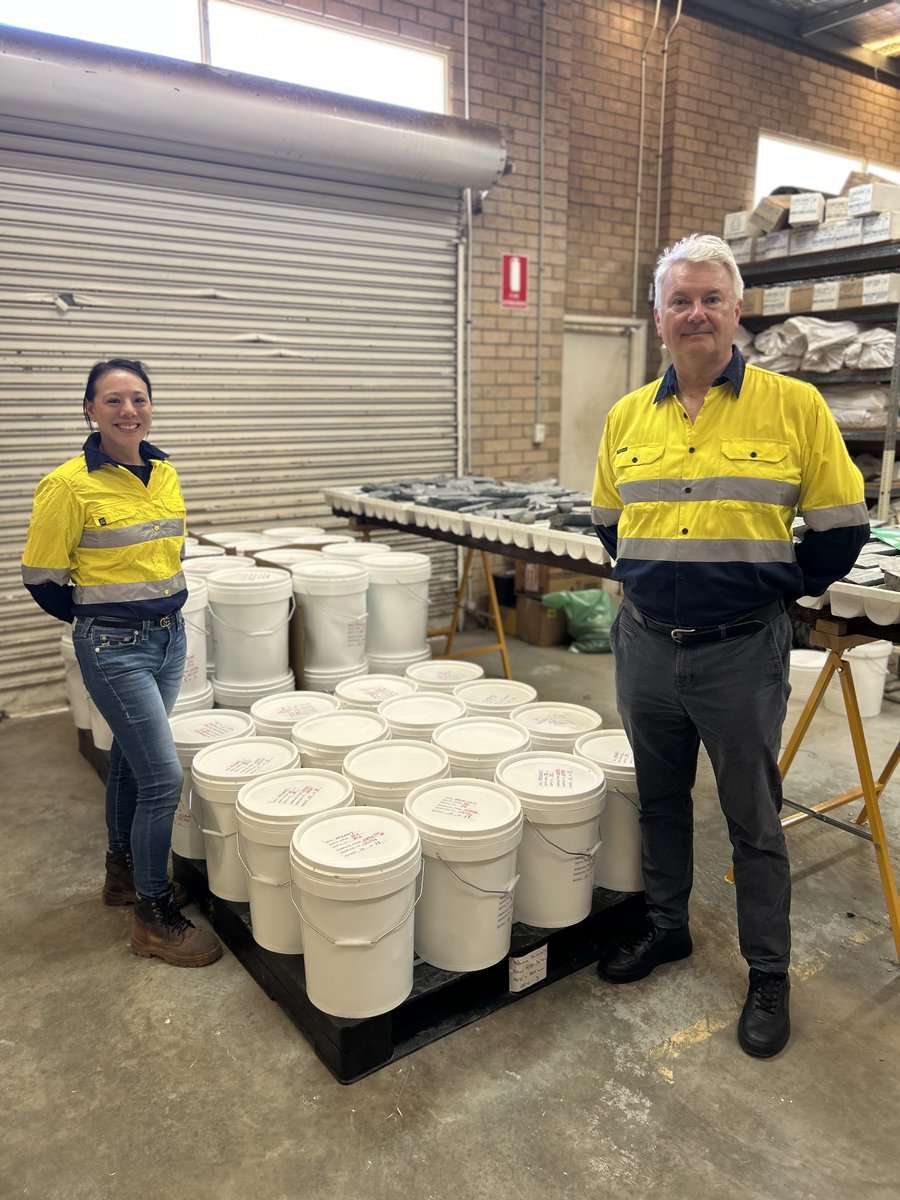 PodiumMinerals's tweet photo. $POD successfully completed its metallurgical sample drilling campaign at its Parks Reef Project. Diamond core from various drill holes provides ~400kg of fresh sample for the next phase of flotation test work.
#PGMs #ParksReef
https://t.co/NN99cpgCii https://t.co/zjX6pYeDB6