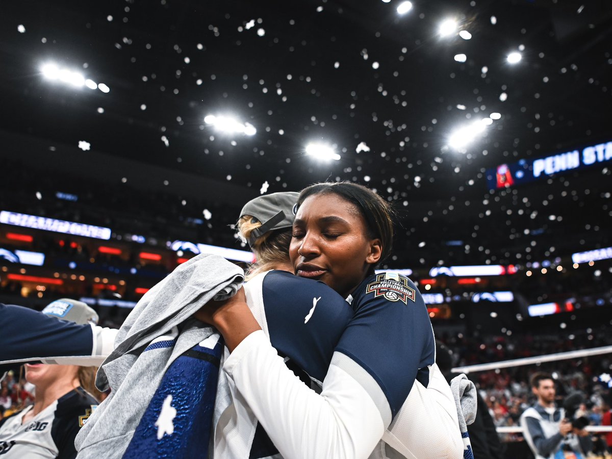 GoPSUsports's tweet photo. HISTORY HAS BEEN MADE IN LOUISVILLE! YOUR 2024 @NCAAVolleyball NATIONAL CHAMPIONS 🦁💙

#WeAre https://t.co/RsWIW8FQK6