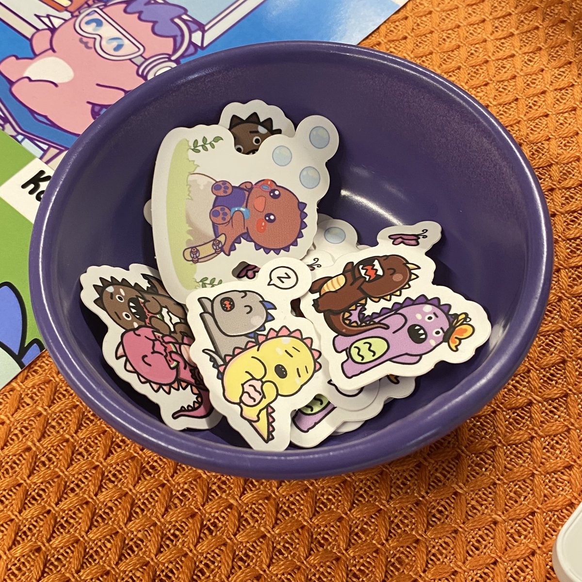 Kaijunka's tweet photo. December was an incredible month for us! We participated in three live events across Scotland, engaging with a fantastic crowd. Our creative director, Sahana, had a great time connecting with visitors and answering their questions. Over 100 people were introduced to the Coinbase Wallet, with plenty of exciting giveaways. 

And that’s not all—POAPs are on the way, along with our Telegram group and Discord community, coming soon! As we move forward into 2025, we’re gearing up for more events and, most importantly, the fair launch of our memecoin. Stay tuned and don’t miss out—#Kaijunka is just getting started!
