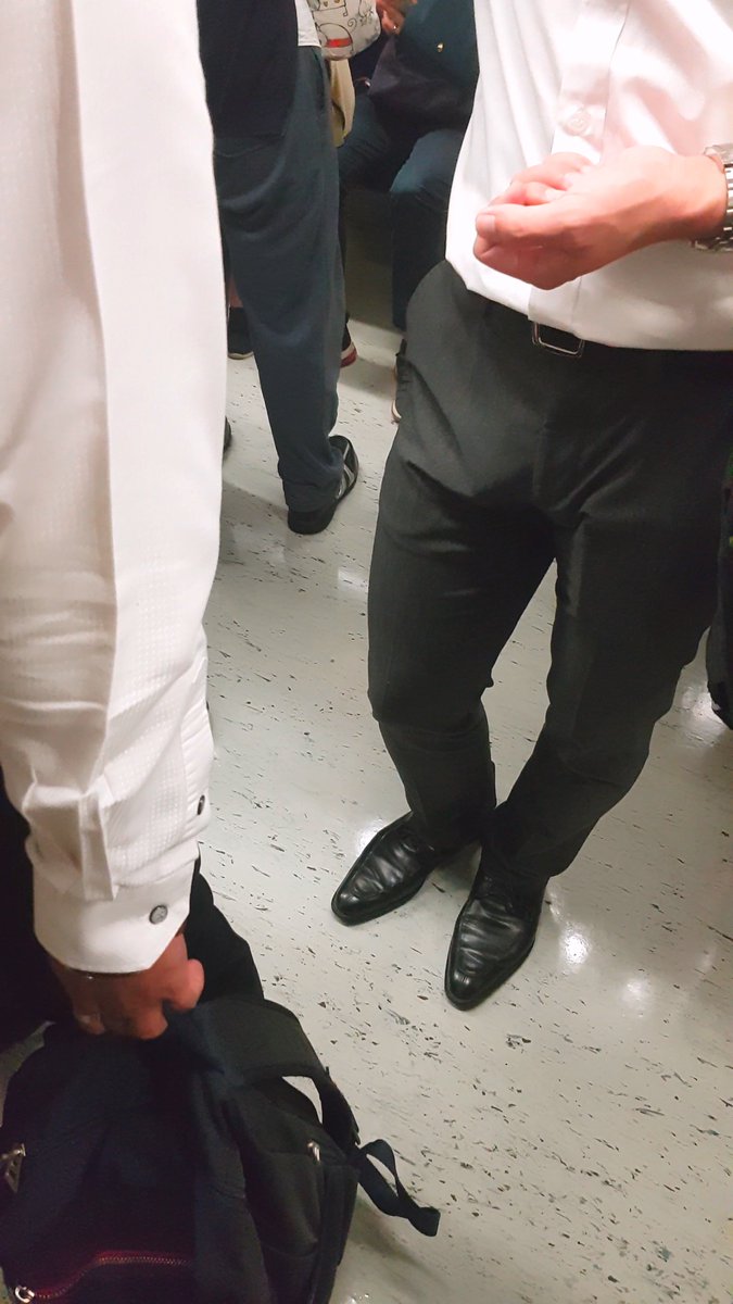 terenceg0630's tweet photo. #Part5 #帥哥 #西裝 #正裝 #suit #Handsome https://t.co/GEs3Xtrm2U