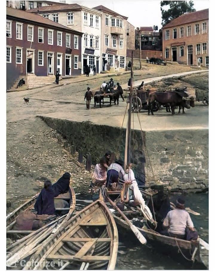 Fotografía de la ciudad de Castro #Chiloe C 1932.Autor Robert Gerstmann (Colorizada)