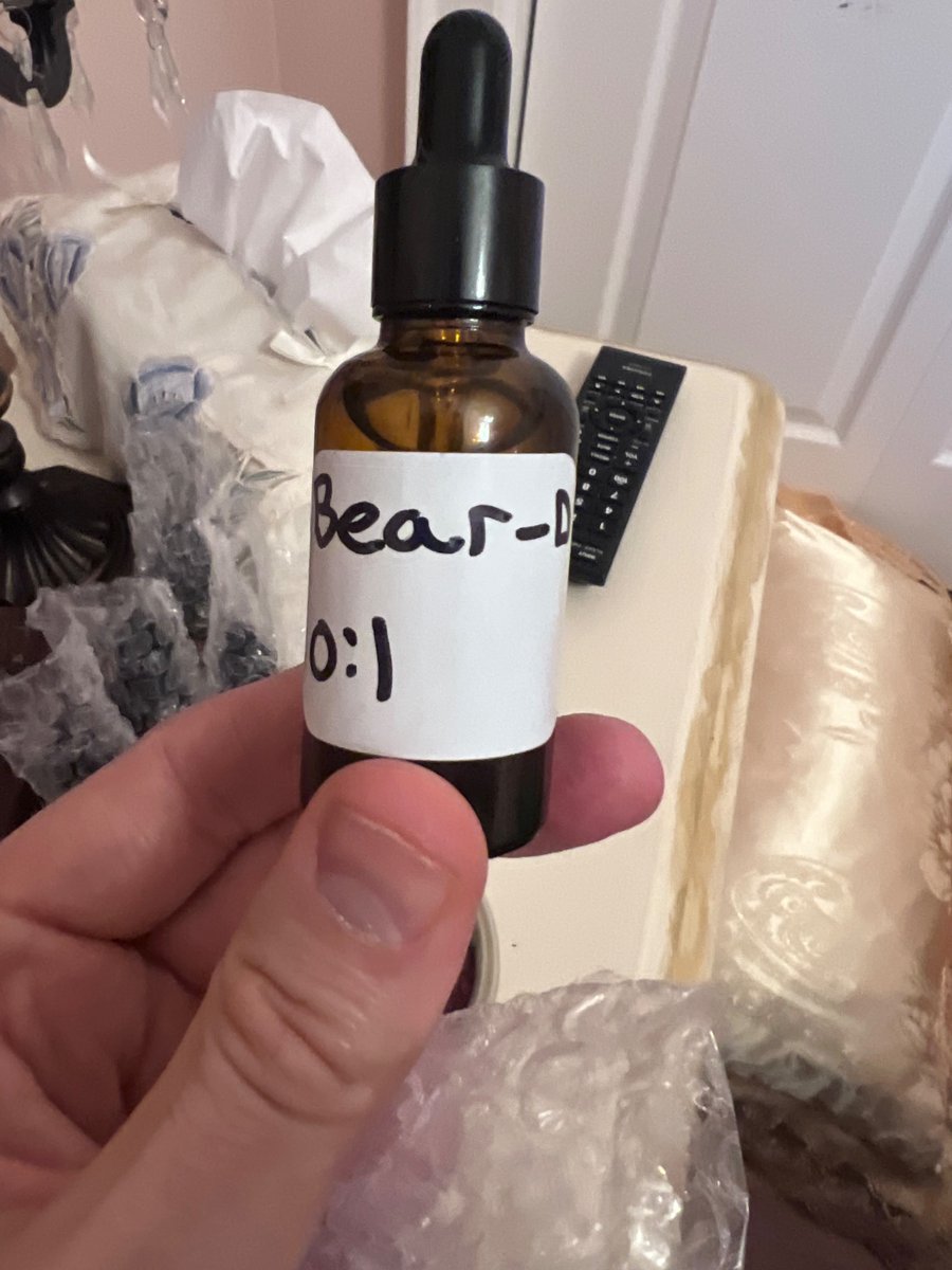 Made beard oil from the bear fat I harvested in the spring! 

Should make a fun unique gift for Xmas!