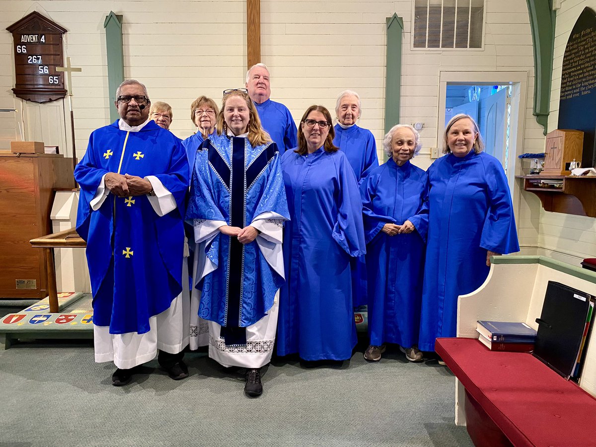 Conductor222's tweet photo. 1 of 2 #DioNJ #Episcopal This morning, I drove by vast farm fields of white shining snow up to Trinity Episcopal Church in Rocky Hill, NJ to preach and celebrate at their service of Holy Eucharist. Rocky Hill is an historic village located on Rocky Hill Ridge at the Millstone River (see photo) in Raritan County. What a lovely bunch of folks! This church and the area have a large population from Southeast Asia, specifically India, and I enjoyed talking to the congregation afterwards about their experiences and dreams. Everyone showed great enthusiasm for discussion. Their rector, Fr. Jacob David, and his wife Shanta, will soon be on their way back home to India for the holidays. Shanta is a fellow University of South Carolina graduate and Fr. Jacob also does some choir directing and composition! Great day!