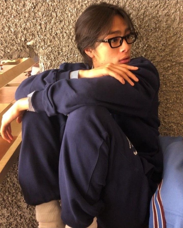 cherche recherche rpl rpdm
                       
     Une envie de revenir correctement, 
      j’ai pas d’amis alors n’hésitez pas. 
         Je suis adorable et souriant:

                               rt || visu. ||
               like || pour un follow et dm ||