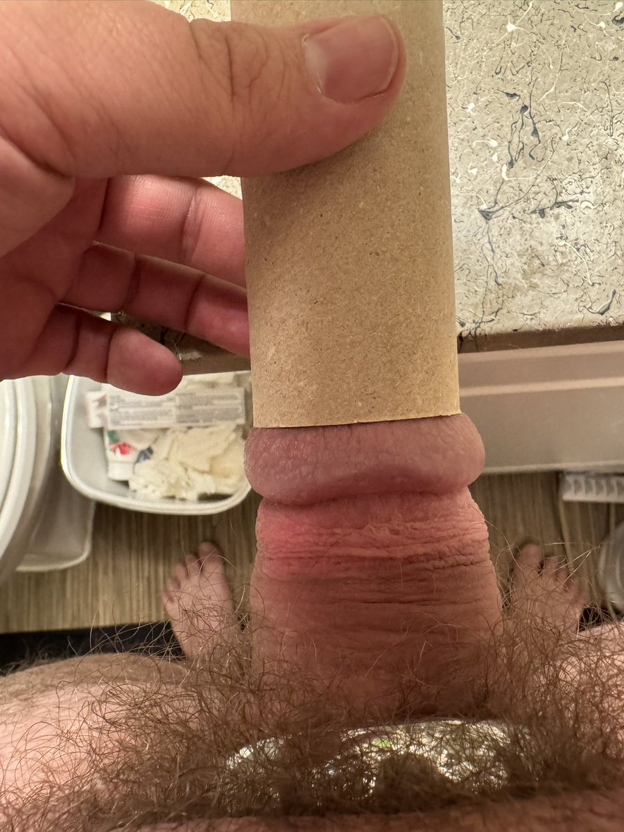 coloradosagger's tweet photo. Someone recently asked how thick my cock is and I sent them this. I may be only 5.5 to 6 inches long, but I am bigger around than a toilet paper tube!
#thicc #hard #size #shortcock #hardon #feeling #cockring #erection https://t.co/ySE6aMMo5j