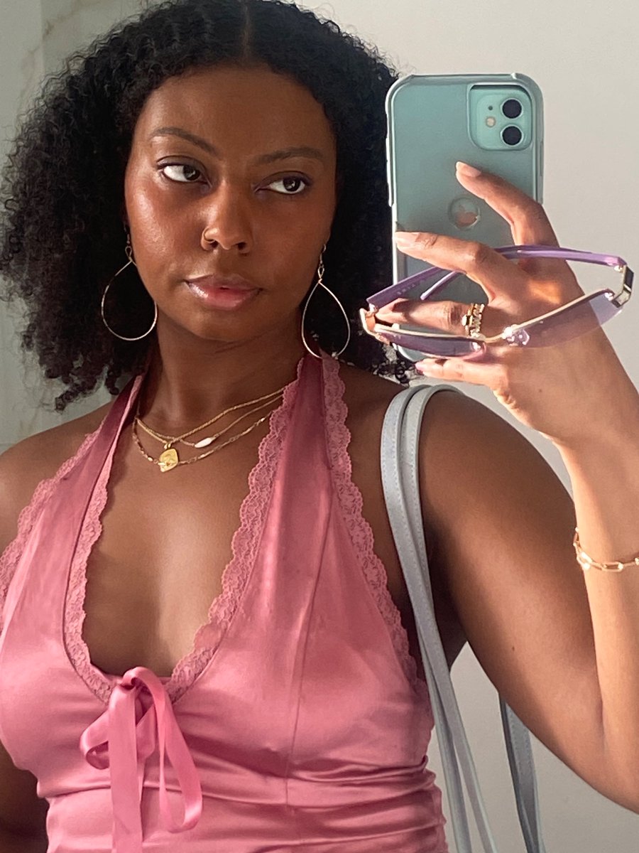 ayypryce's tweet photo. Rip twitter, it’s been dead since Elon ruined it but lemme update my profile pic one last time https://t.co/Gky1DiBqZB