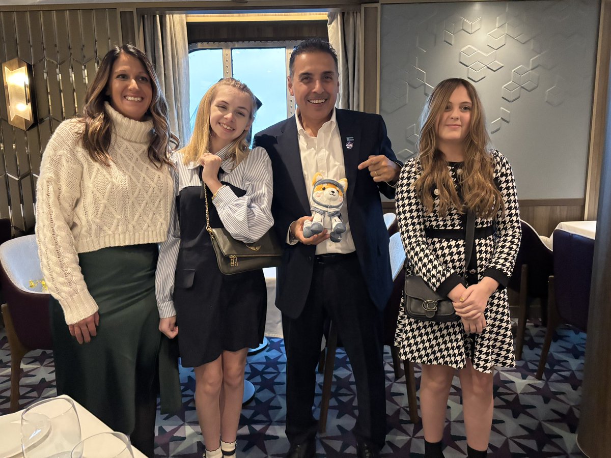 Rebecca Perrotto tweet media