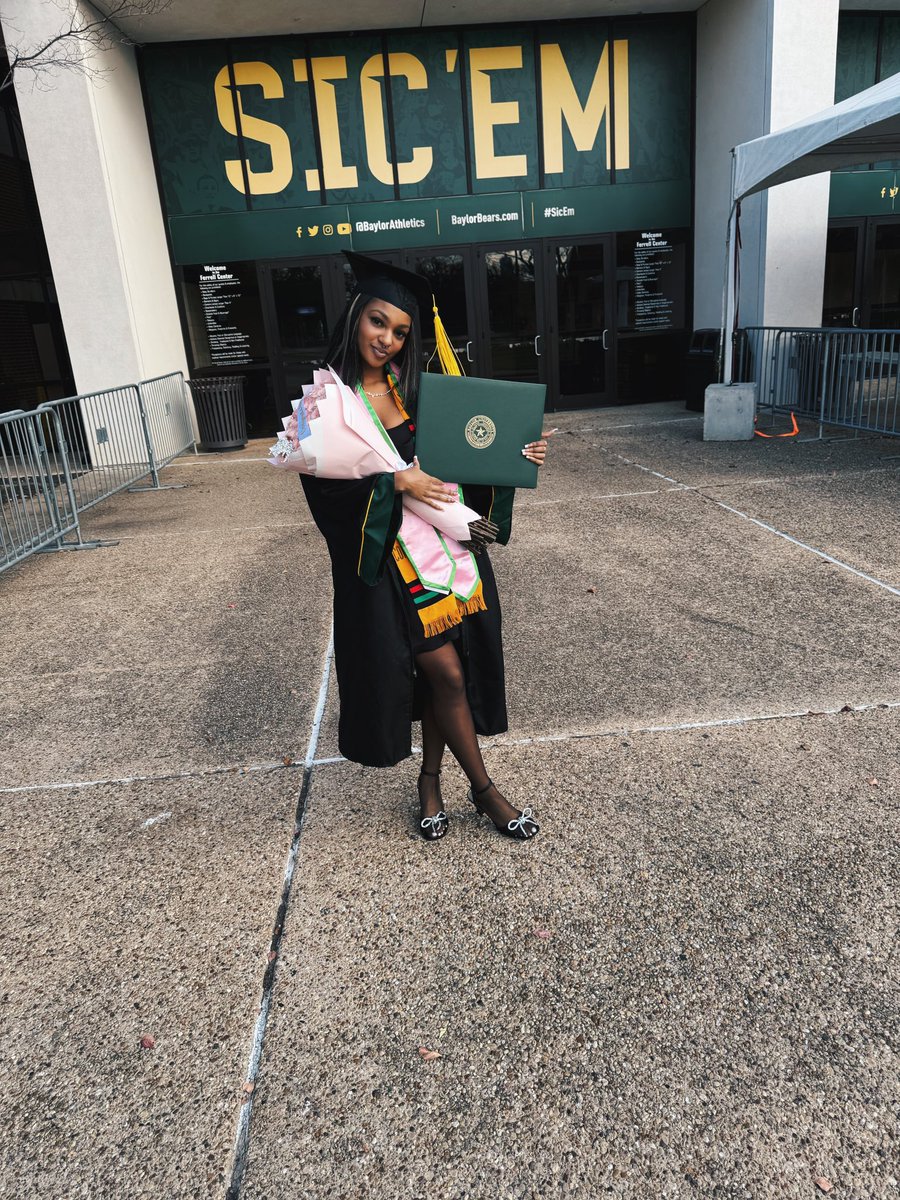 Cece🫦 tweet media