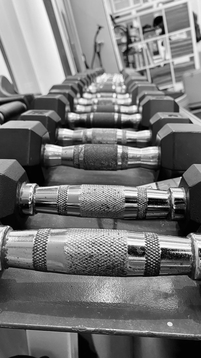 arvindusretay's tweet image. Mornings are becoming lonely and cold. But I am glad that I kept my promise! 🙌🏼 #thebestisyettocome 💪