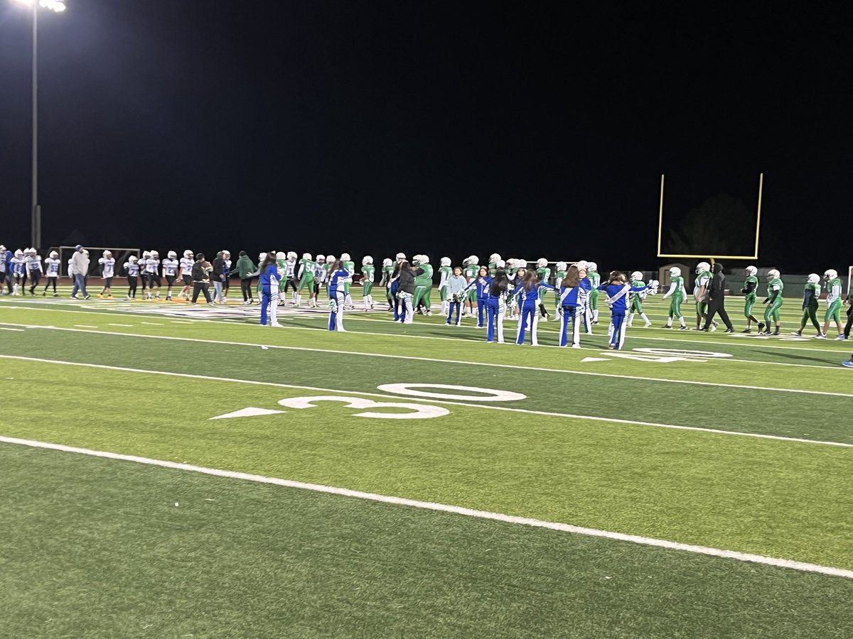 MontwoodFB's tweet photo. Coach Hernandez got his splash!! Congratulations @Slider_Middle 8th grade Stallions 🐎 on going 14-0‼️‼️ What a great group of young men‼️ https://t.co/vKqtgb1fX9