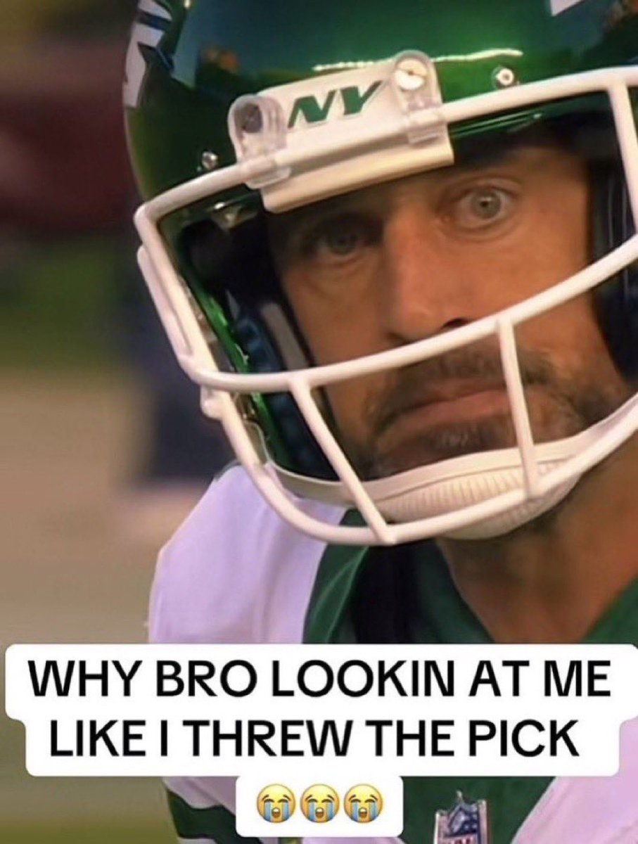 FeelLikeMafe's tweet photo. Geno Smith after every horrible interception https://t.co/U52SY6yXNY