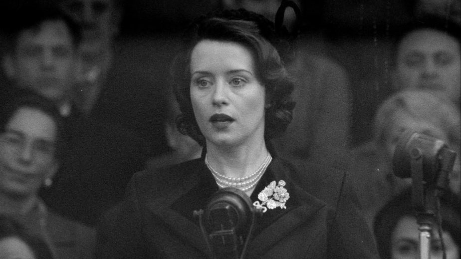 claire foy as queen elizabeth II in ‘‘the crown’’