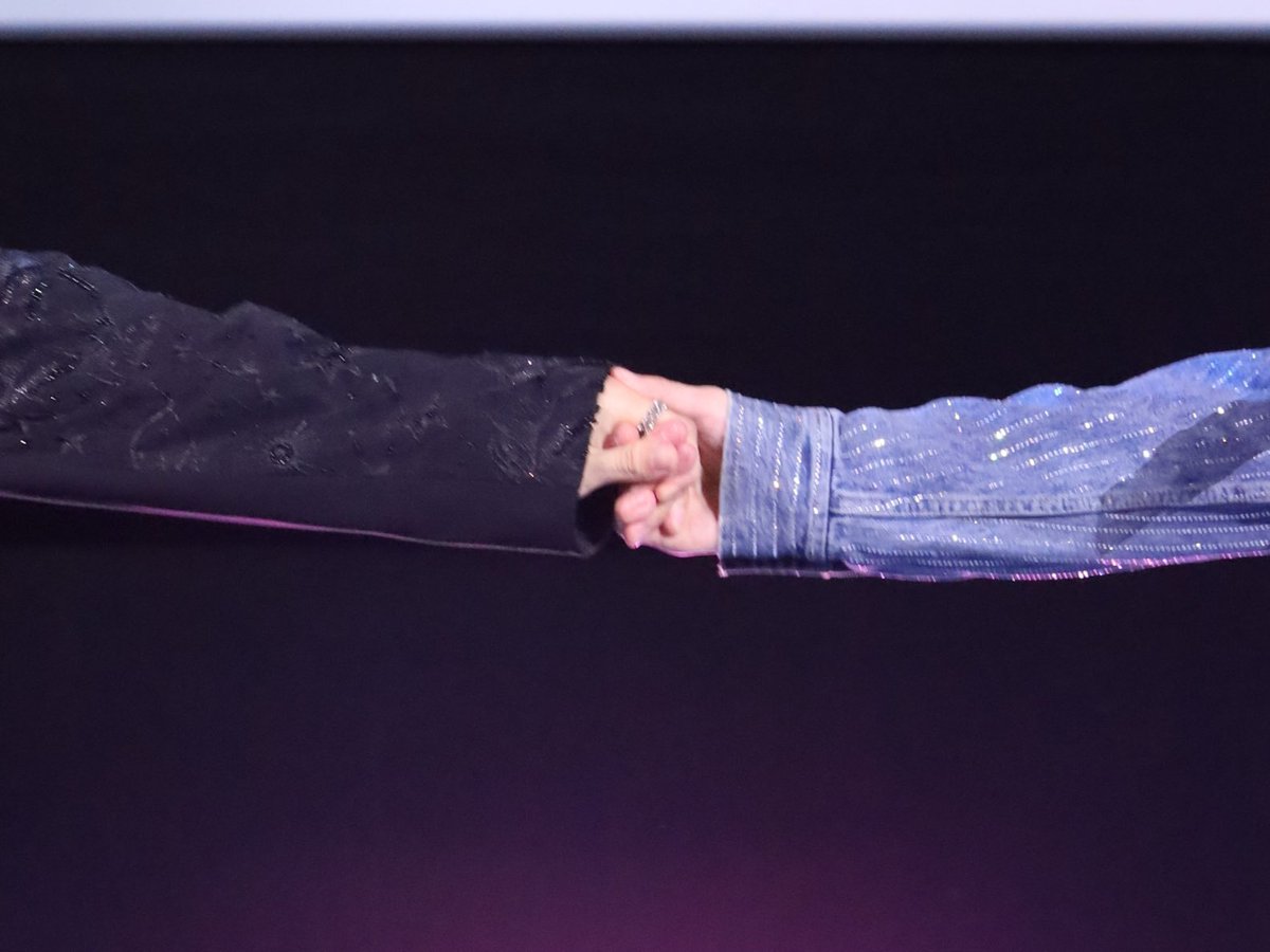 trendfor_pro's tweet photo. จับมือกันไปแบบนี้นานๆนะ เด็กๆ 😢
#ProgressPassawish
#Almondbabybigboy
#AlmondProgress
#LoveSickFinalEP
📸 : bbabiboo https://t.co/fWIu5M6TAy