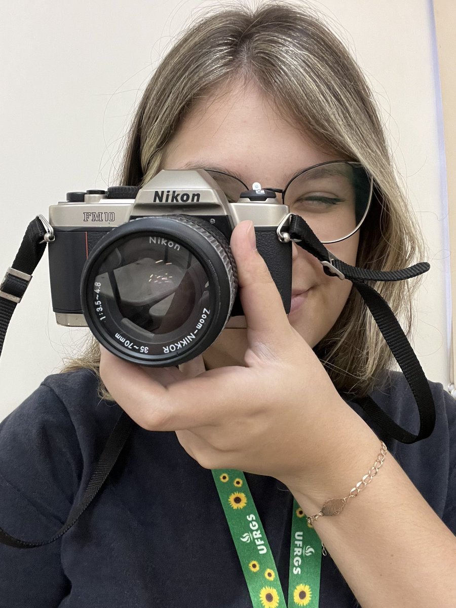 lsbeIIa's tweet photo. Vou sentir falta das práticas da aula de foto ☝🏻😭 https://t.co/jVug2xVh2h