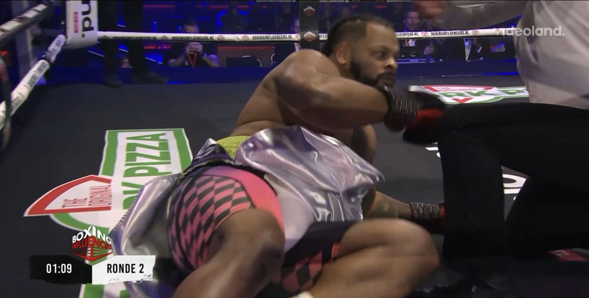Misfits Boxing fighter NICK NACK PATTIWACK suffered a BRUTAL 2nd round KNOCKOUT at the blockbuster 'Boxing Influencers' card in the Netherlands

#misfitsboxing #knockout #Boxing #ko #boxinginfluencers