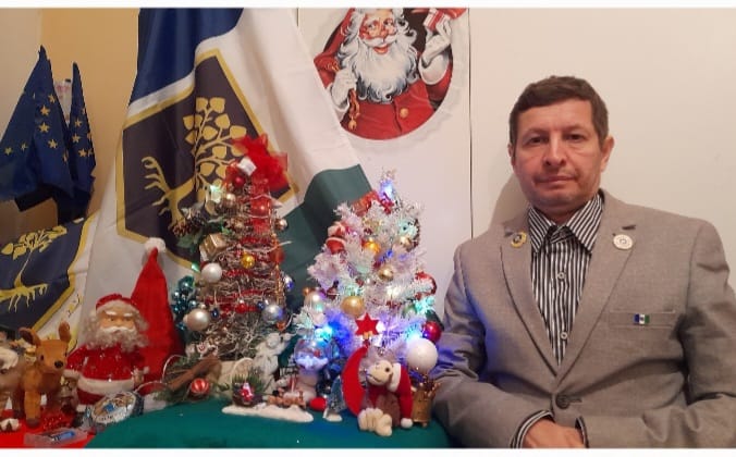 We wish the whole of humanity a very Merry Christmas! ✨ full of the Spirit of #Love #Peace #Joy #Forgiveness &amp; Co-existence. Greetings from us the #StateofBirland <a href="/birlandgov/">State of Birland</a> <a href="/EHaiyawi/">Emir Haiyawi Birland Ruler حاكم بيرلاند</a> #BirlandofBirTawilland