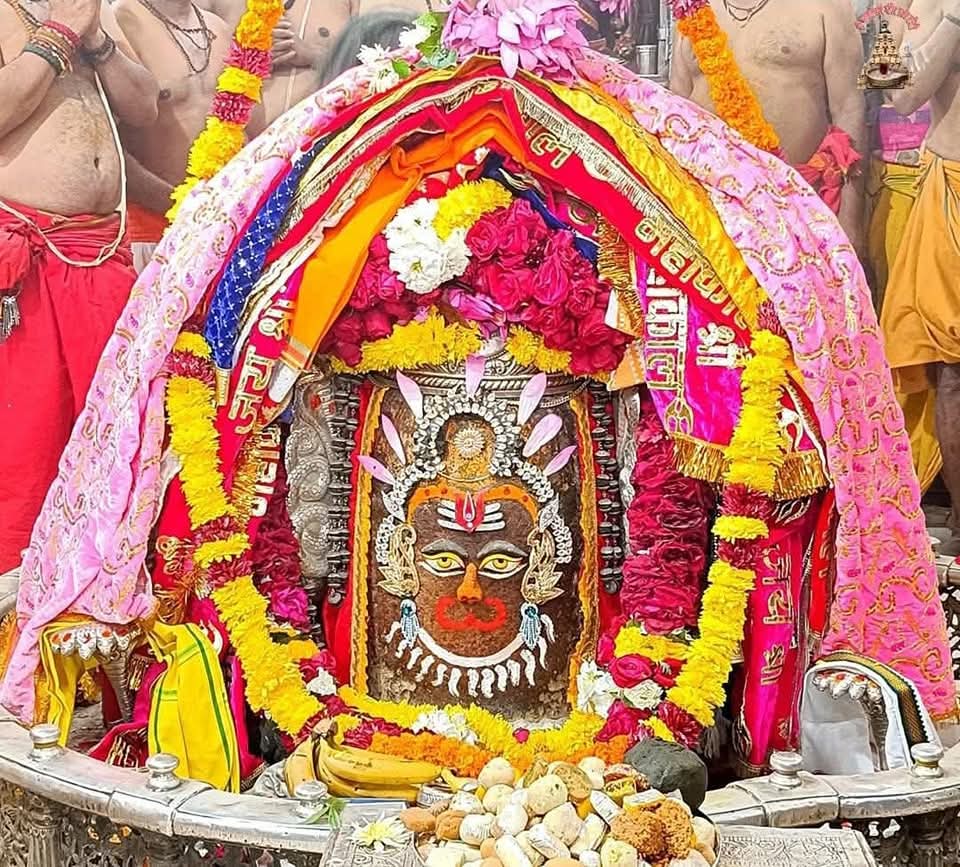 🙏🌹 *जय श्री महाकाल*🌹🙏
*श्री महाकालेश्वर ज्योतिर्लिंग का भस्म आरती शृंगार दर्शन*
*23-12-2024 कण-कण में महादेव*💕
 #Mahakaleshwar