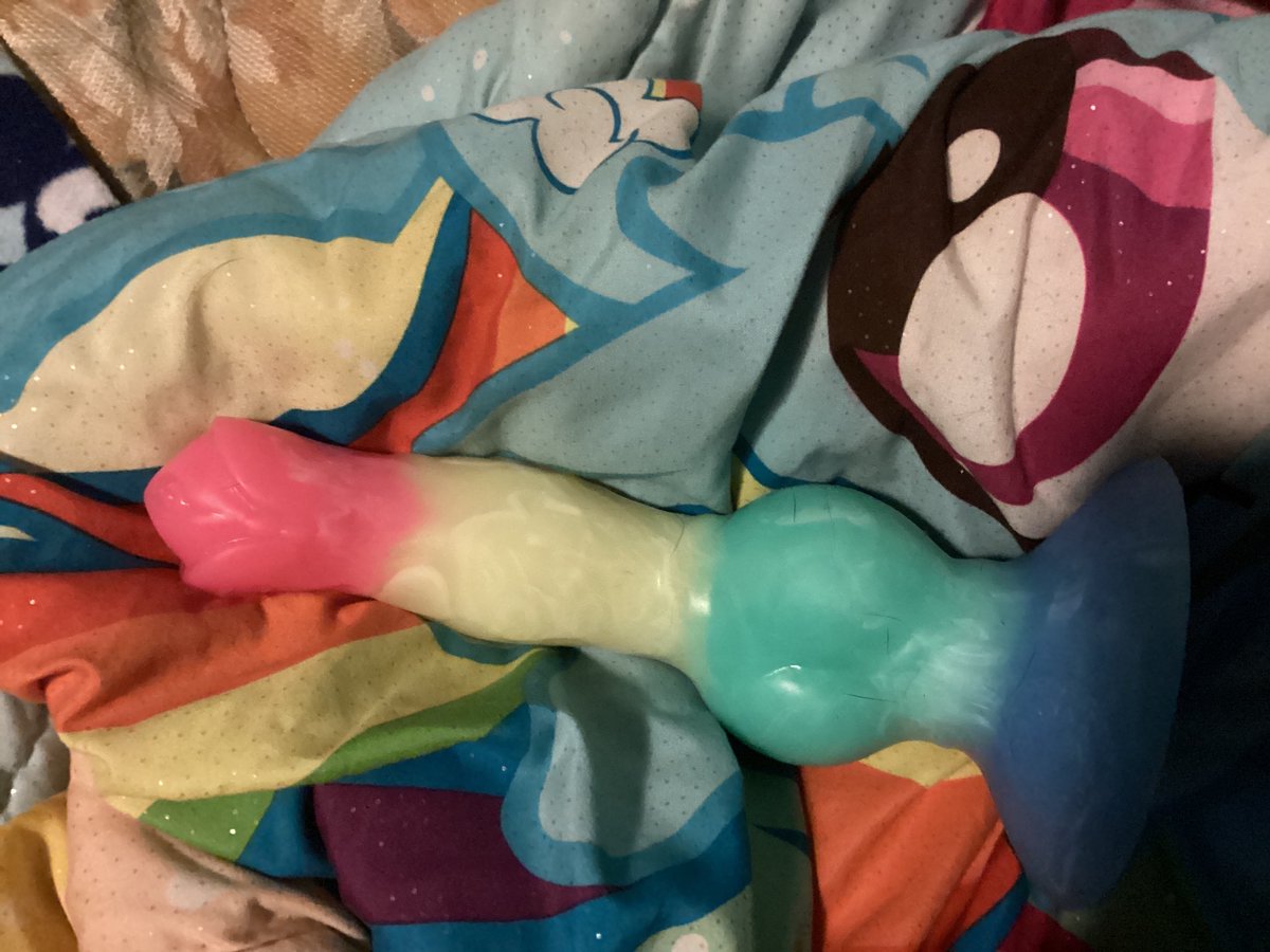 GayBoi1720's tweet photo. New toy I got a few days ago https://t.co/lLUJdDfotH