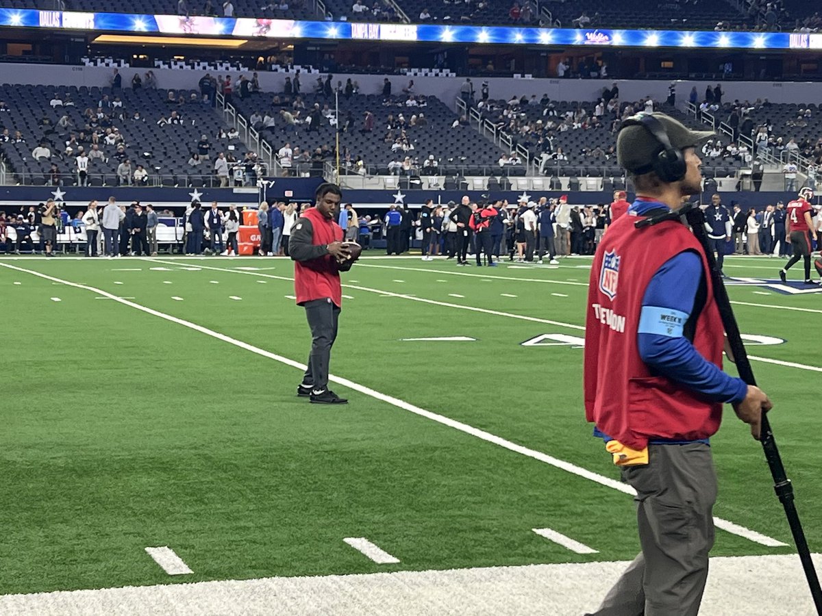 Matt Roy tweet media