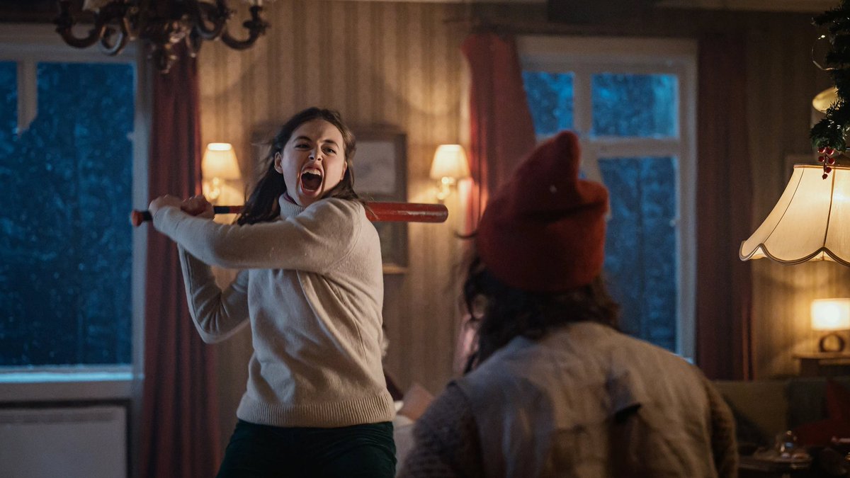 horrorfan189's tweet image. #TheresSomethingInTheBarn