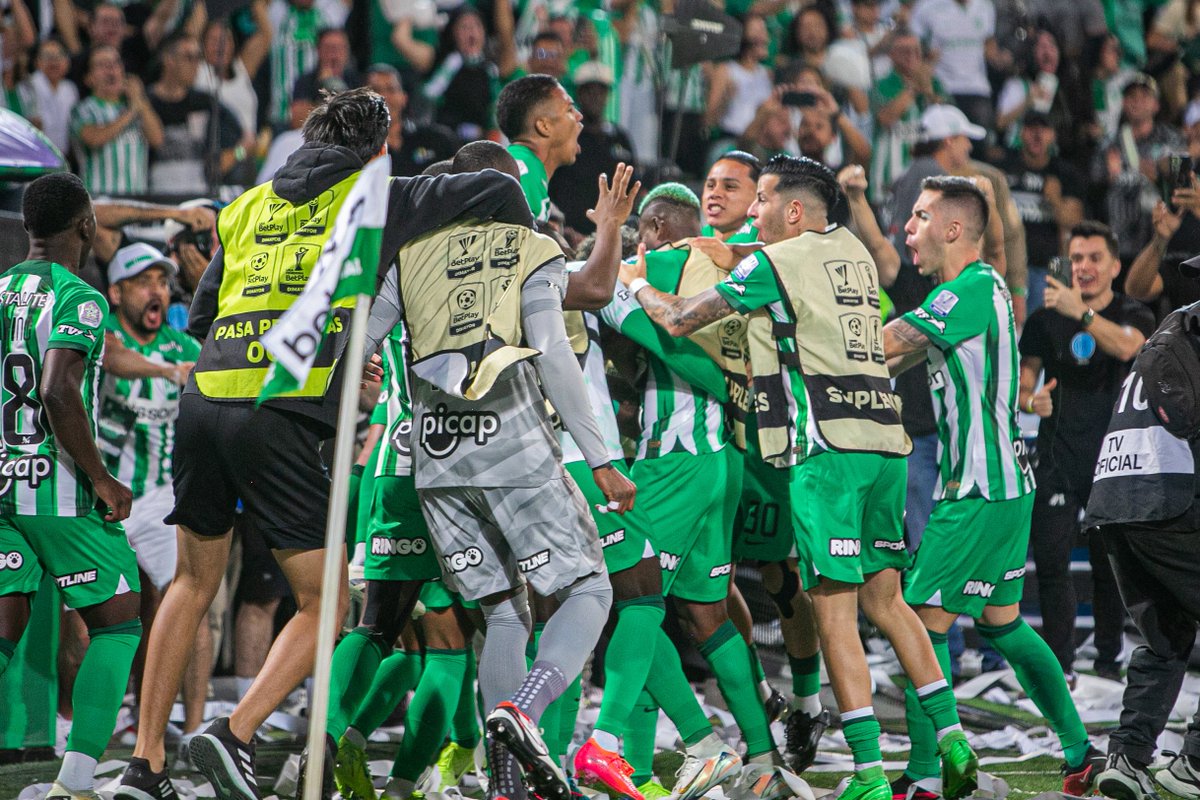 juandl84's tweet photo. CAMPEONES 🌟
CAMPEONES 🌟
CAMPEONES 🌟
CAMPEONES 🌟
CAMPEONES 🌟
CAMPEONES 🌟
CAMPEONES 🌟
CAMPEONES 🌟
CAMPEONES 🌟
CAMPEONES 🌟
CAMPEONES 🌟
CAMPEONES 🌟
CAMPEONES 🌟
CAMPEONES 🌟
CAMPEONES 🌟
CAMPEONES 🌟
CAMPEONES 🌟
CAMPEONES 🌟

CADA VEZ MÁS CAMPEONES
CADA VEZ MÁS GRANDES
CADA VEZ MÁS INALCANZABLES
CADA VEZ MÁS GIGANTES

¡Y LO LLORAN  T O D O S!