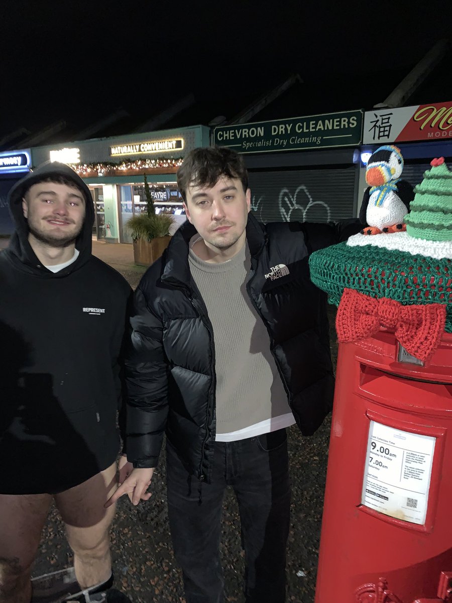 potterfan69's tweet photo. What a WHOPPER
Nights like es https://t.co/ysJNPn6xGU