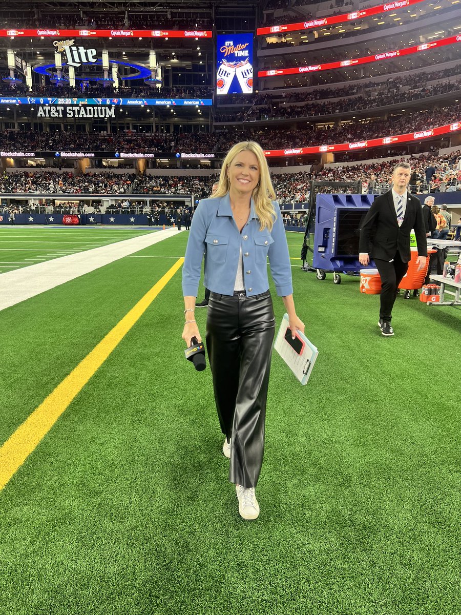 melissa stark (@melissastark) on Twitter photo Waiting all day! See you 8:15 ET <a href="/SNFonNBC/">Sunday Night Football on NBC</a> <a href="/Buccaneers/">Tampa Bay Buccaneers</a> <a href="/dallascowboys/">Dallas Cowboys</a> <a href="/NFL/">NFL</a> ๐๐ Waiting all day! See you 8:15 ET <a href="/SNFonNBC/">Sunday Night Football on NBC</a> <a href="/Buccaneers/">Tampa Bay Buccaneers</a> <a href="/dallascowboys/">Dallas Cowboys</a> <a href="/NFL/">NFL</a> ๐๐