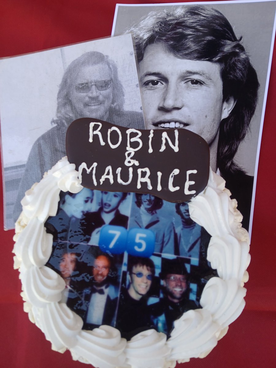 PigottTur's tweet photo. @GibbBarry @GibbBarry Beloved #Sir 😍#BarryGibb celebrating the 75th anniversary of the birth of your beloved brothers #RobinGibb &amp; #MauriceGibb I have baked a new cake this year From #Montevideo #Uruguay #SouthAmerica I love you with all my ❤️ https://t.co/X9MFAe0TpH