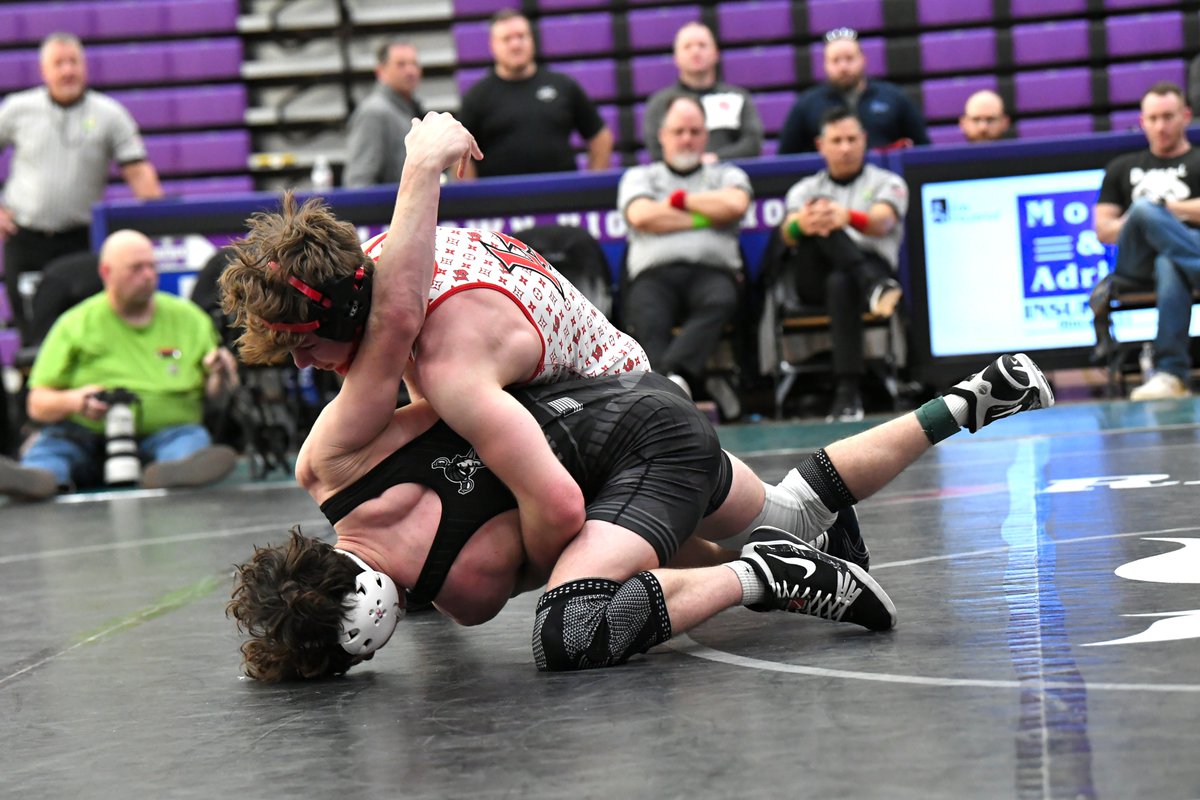 GeoffSportsPics's tweet image. Congrats to @LS_LancerWRSTL grapplers as they pick up titles at the @SWOWCA_ Classic today including Holden Huhn as 4-time winner! More on Cincinnati.com. @mlaughman @ENQSports @JHoffinCincy @LS_LancerATH @ByAlexHarrison @BConnellysports