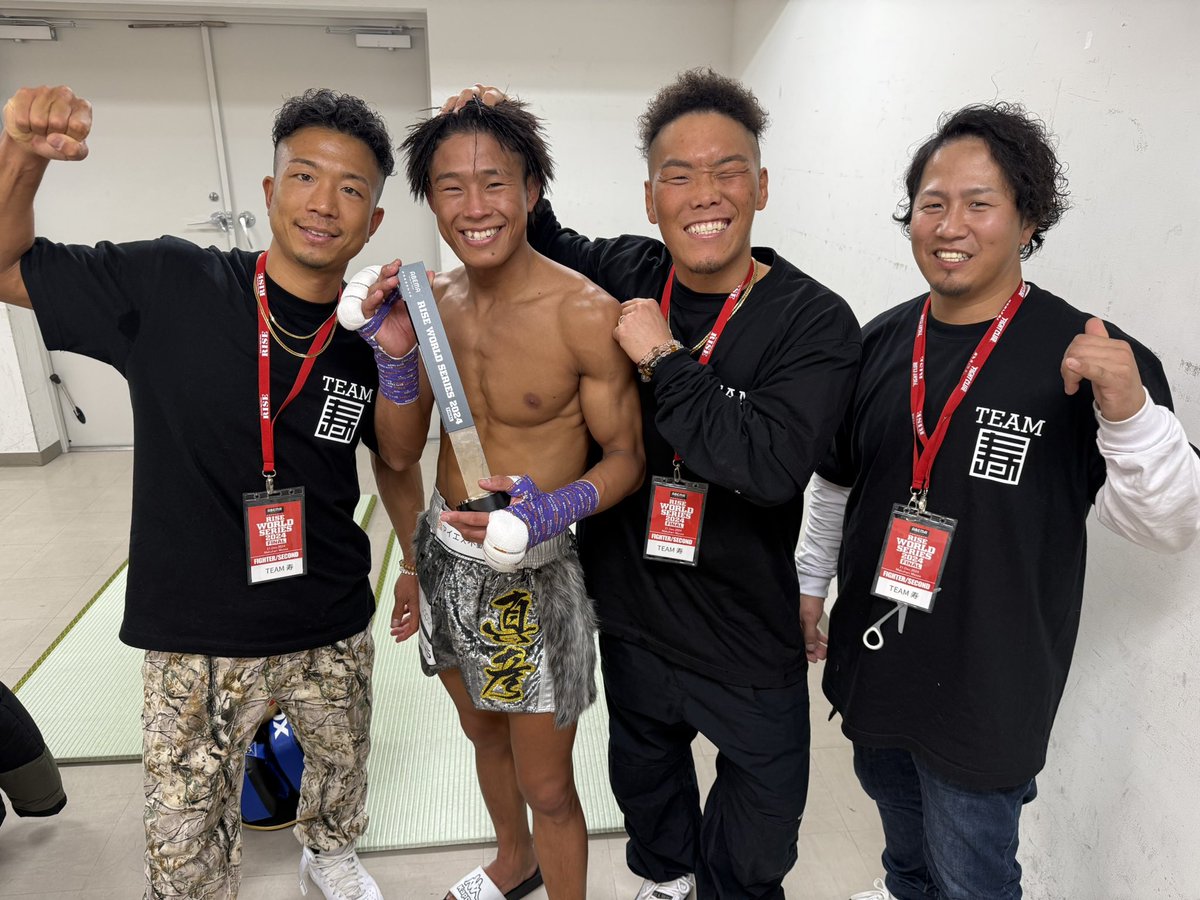 UthusenkanY's tweet photo. #bandage
#handwarp
#handwraps
#catman
#kickboxing
#boxing
#mma
#rise
#riseworldseries
#バンテージ
#バンデージ
#ハンドラップ
#カットマン
#キックボクシング
#ボクシング
#総合格闘技
#TEAM寿
#道化倶楽部
#鈴木真彦
聡一郎くんタグ付け出来ひん🤡 https://t.co/beXDDgf93i