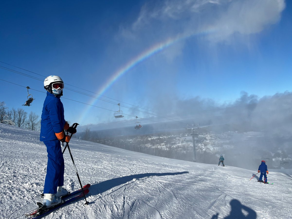 Brad J🎿 Ski Club of Cabbagetown tweet media
