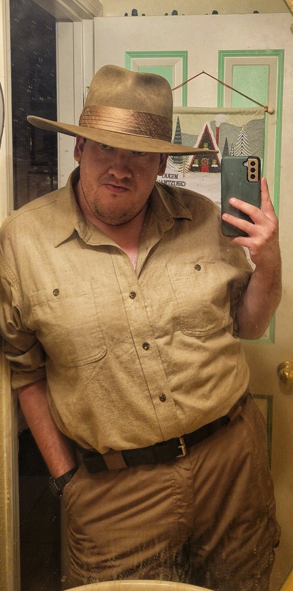 RaidingTheTomb's tweet photo. I'm nowhere near being Robert Redford but I do match the character's life experience a bit. Here's my Out of Africa replica fedora. Ready for a bunch of adventures. https://t.co/YuAa7M8gSt