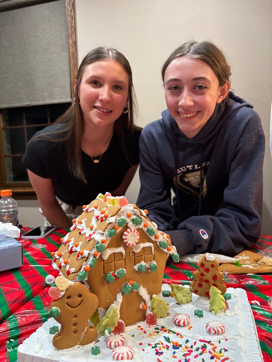 ButlerTornadoBB's tweet photo. Thank you to the Hoffer family for hosting the Gingerbread House decorating contest tonight.  Great work girls! https://t.co/Z03wbo0mj3