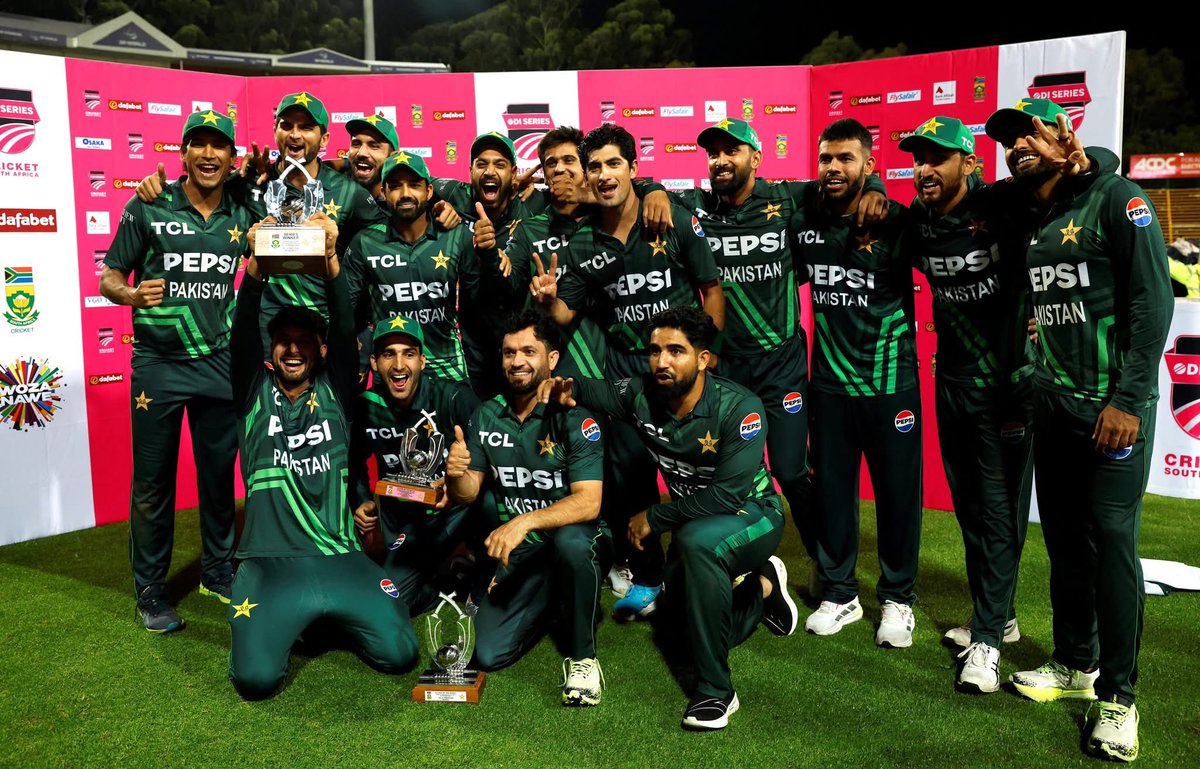 Pakistan team, you've made us proud!

Congratulations on a dominating 3-0 ODI series win against South Africa!
